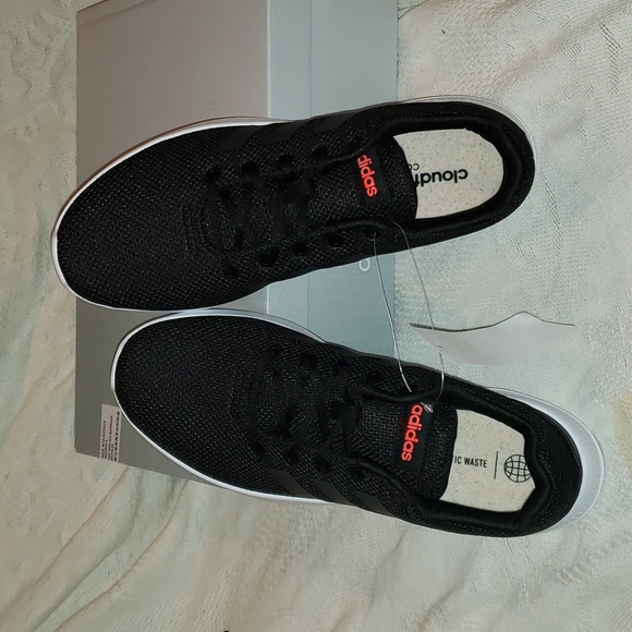 Brand New Men Adidas Shoe, Black Size 9 - Picture 6 of 10